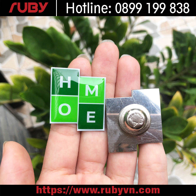 Huy-hieu-deo-ao-inox-in-offset-RLG003.jpg