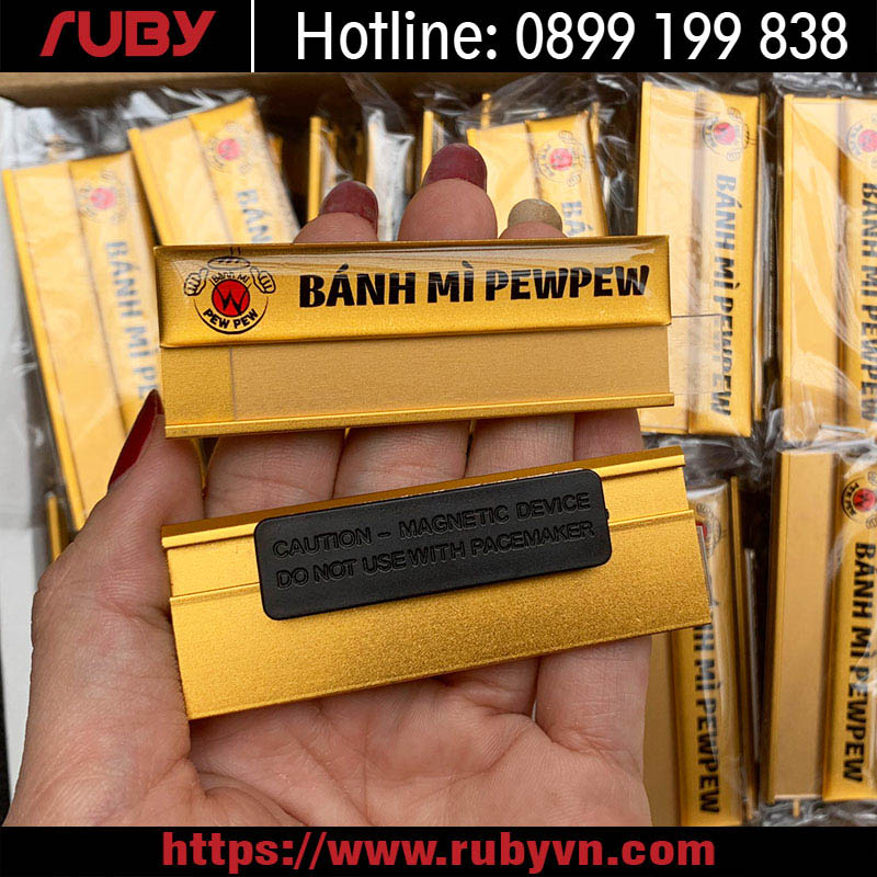 bang-ten-thay-ten-nhan-vien-nhom-vang-dam-BT009V2.jpg